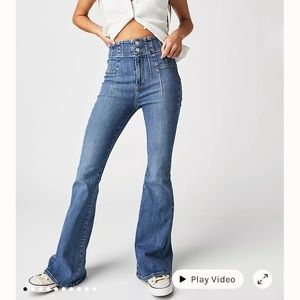Free People Jayde Flare Jeans🌷